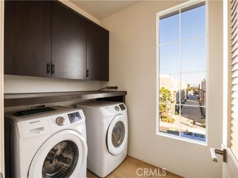 2023  Placentia  , Costa Mesa, CA