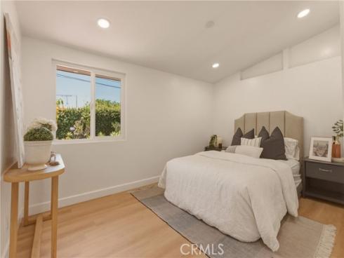 2107  Pomona  , Costa Mesa, CA