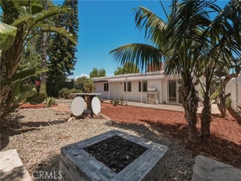 2107  Pomona  , Costa Mesa, CA