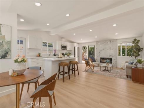 2107  Pomona  , Costa Mesa, CA