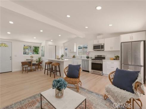 2107  Pomona  , Costa Mesa, CA