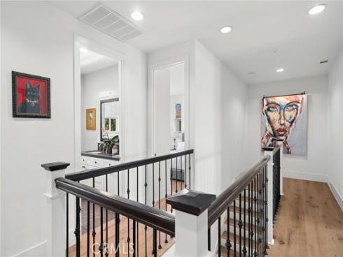 273  Mesa  , Costa Mesa, CA