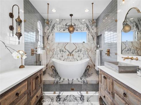273  Mesa  , Costa Mesa, CA