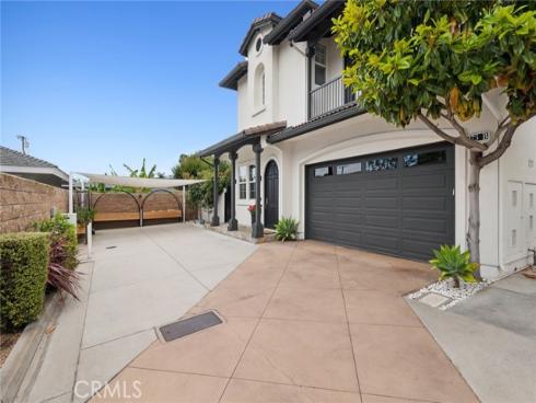273  Mesa  , Costa Mesa, CA