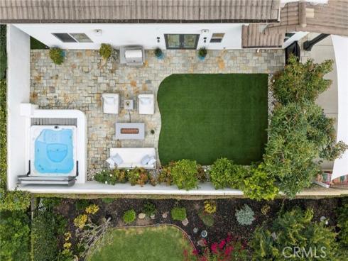 273  Mesa  , Costa Mesa, CA