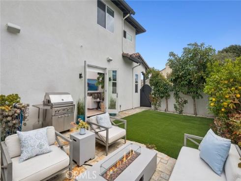 273  Mesa  , Costa Mesa, CA