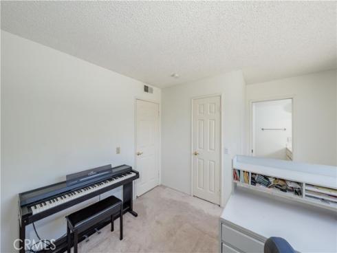 380 W Wilson F106 , Costa Mesa, CA