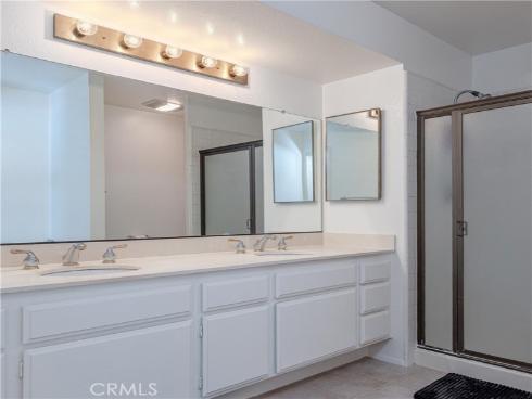 380 W Wilson F106 , Costa Mesa, CA