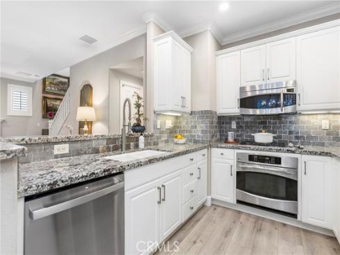 302  Canoe Pond  , Costa Mesa, CA