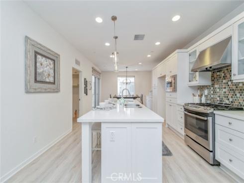 1007  Somerton  , Costa Mesa, CA