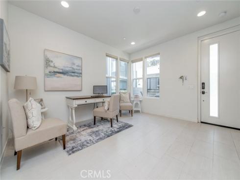1007  Somerton  , Costa Mesa, CA