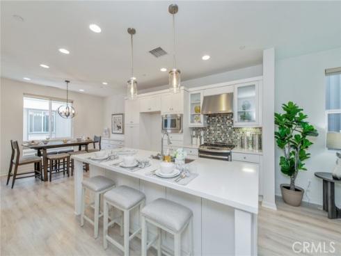 1007  Somerton  , Costa Mesa, CA