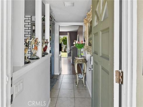 2436  Littleton  , Costa Mesa, CA