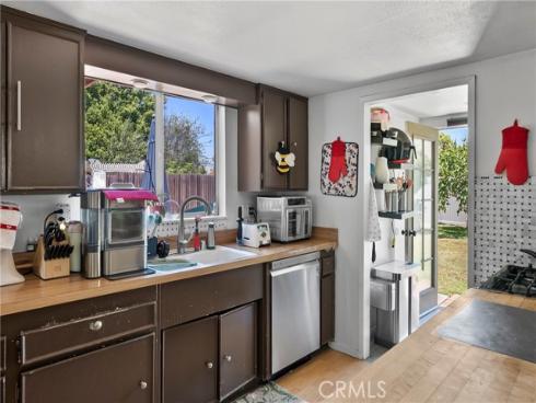 2436  Littleton  , Costa Mesa, CA