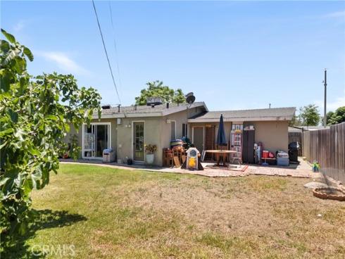 2436  Littleton  , Costa Mesa, CA