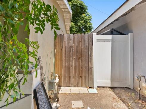 2436  Littleton  , Costa Mesa, CA