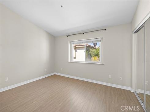 1940  Maple  111  Avenue, Costa Mesa, CA