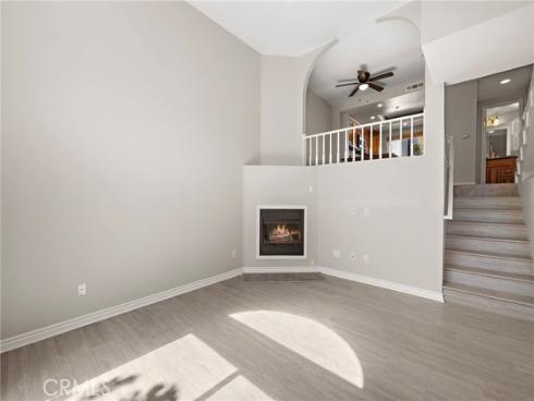 1940  Maple  111  Avenue, Costa Mesa, CA