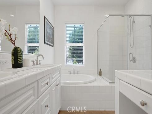 2519  Cornerstone   Lane, Costa Mesa, CA