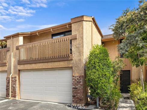 2286  Pacific  D , Costa Mesa, CA