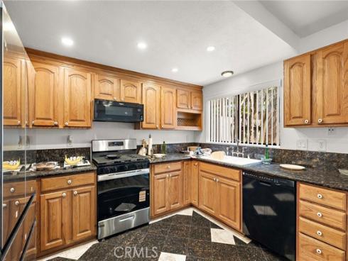 2286  Pacific  D , Costa Mesa, CA
