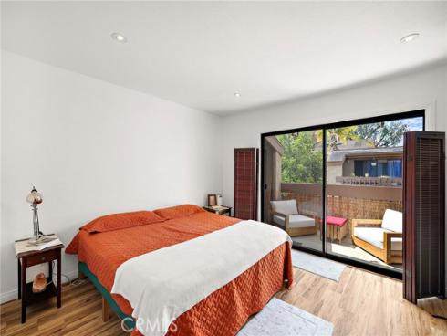 2286  Pacific  D , Costa Mesa, CA