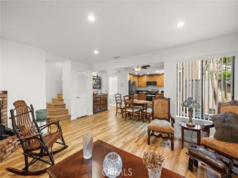 2286  Pacific  D , Costa Mesa, CA