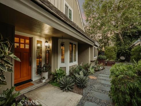 3433  Wimbledon   Way, Costa Mesa, CA