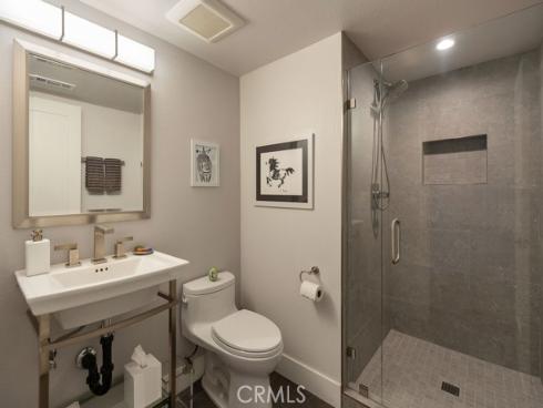 3433  Wimbledon   Way, Costa Mesa, CA