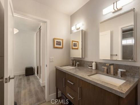 3433  Wimbledon   Way, Costa Mesa, CA