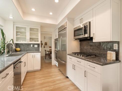 3433  Wimbledon   Way, Costa Mesa, CA