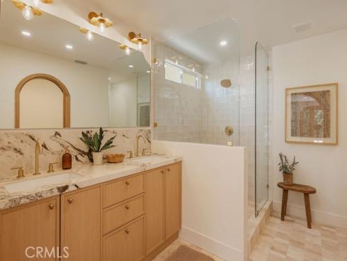 1081  Tulare  , Costa Mesa, CA