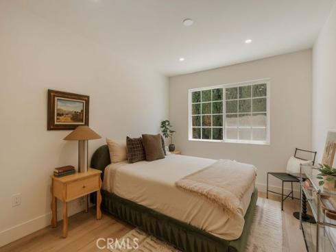 1081  Tulare  , Costa Mesa, CA