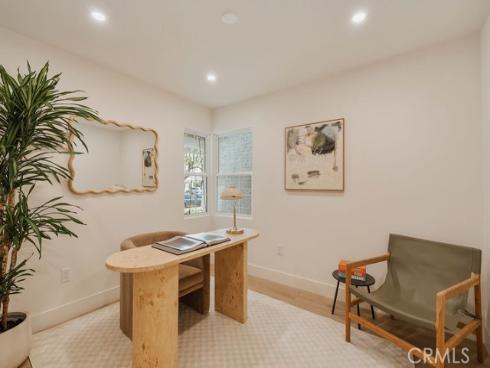 1081  Tulare  , Costa Mesa, CA