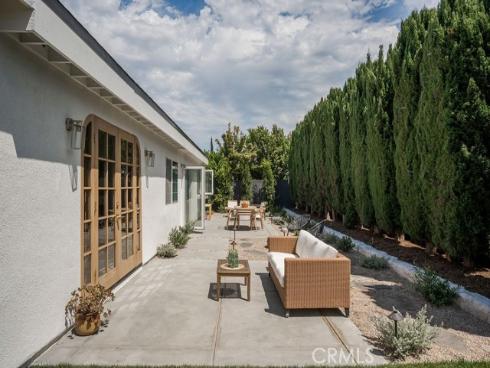 1081  Tulare  , Costa Mesa, CA