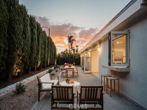1081  Tulare  , Costa Mesa, CA