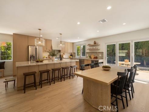 1081  Tulare  , Costa Mesa, CA