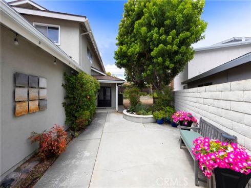 2336  Cynthia   Court, Costa Mesa, CA