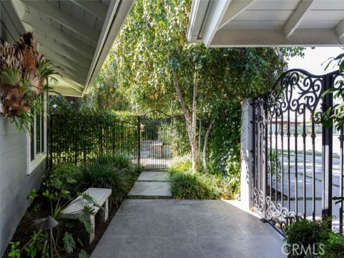 2043 N Capella   Court, Costa Mesa, CA