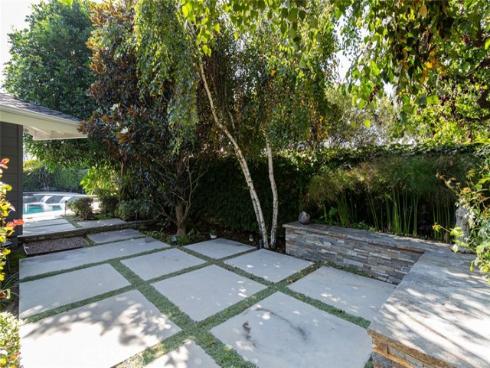 2043 N Capella   Court, Costa Mesa, CA