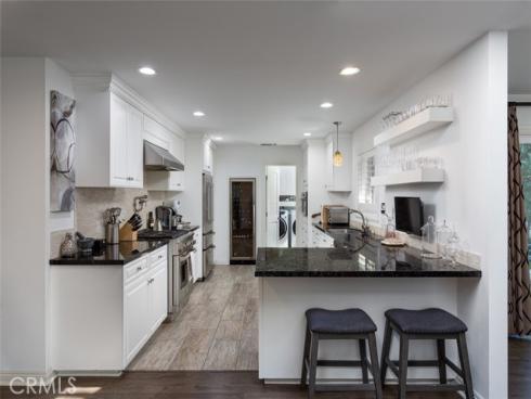 2043 N Capella   Court, Costa Mesa, CA