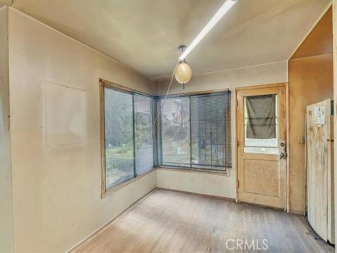 674  Capital  , Costa Mesa, CA