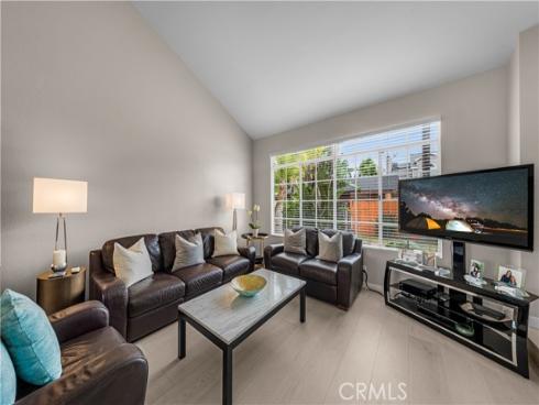 2537  Orange  D  Avenue, Costa Mesa, CA