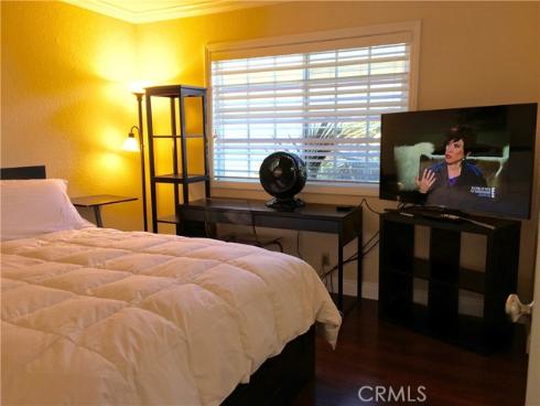 990  Trabuco  , Costa Mesa, CA