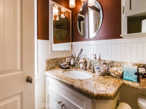 990  Trabuco  , Costa Mesa, CA