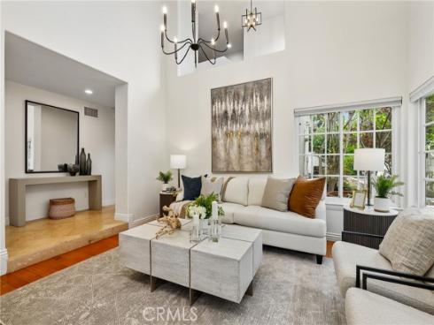 962  Begonia   Avenue, Costa Mesa, CA