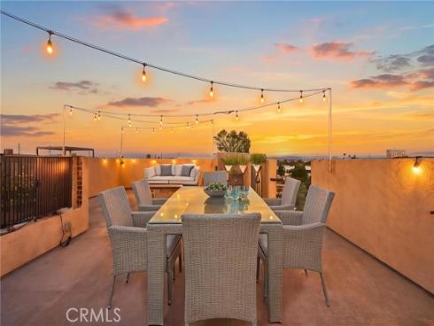 821 Brickyard , Costa Mesa, CA