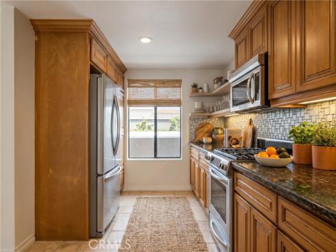 435 Bryson Springs 38 , Costa Mesa, CA