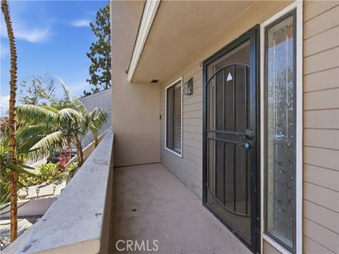 435 Bryson Springs 38 , Costa Mesa, CA