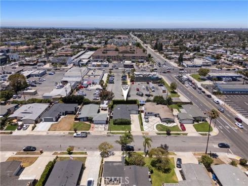 2135  Parsons   Street, Costa Mesa, CA